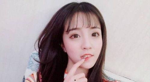 吃瓜02抖音小网红伊允,揭秘网红背后的故事与魅力”