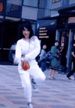 街拍网红吃瓜视频大全免费观看